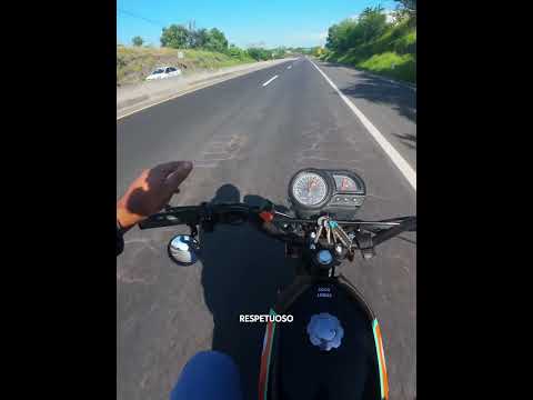 Siempre respeto los 90 km/h… no porque mi moto no corra más, claro 😏 #Motovlog #Cocolemus