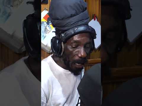 Sizzla - Dubplate - Little Lion Sound - Karate  #reggae #music #sizzla