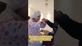 Ensinando minha filha #farmaraura #divertido #maeefilha #infância #funny #fyp #angelina #crianças