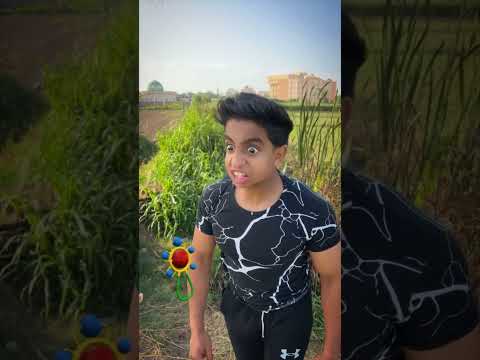 طريقه اكل البطيخ😂😂😂#foryoupage #abandoned #explore #funny #comedy #comedyfilms #foryou #كوميديا