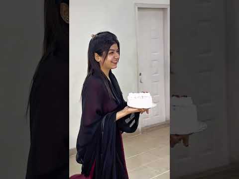 A to z cake on face challenge by girl ๐คฏ๐ฑ| canโt believe this she did ๐ณ๐