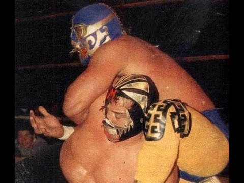 CANEK VS MIL MASCARAS:  Máscaras rotas, faules, etc.