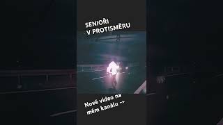 SENIOŘI V PROSTISMERU, nehoda, a správně řešení - více ve videu #dashcam #czech #cars #seniors