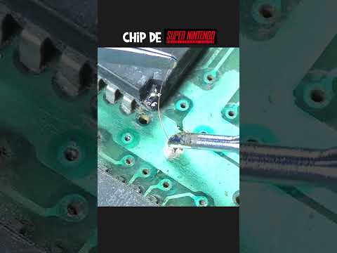 Cliente furioso😡😡por la reparación de su cartucho de Super Nintendo #reversa #snes #shorts #broma