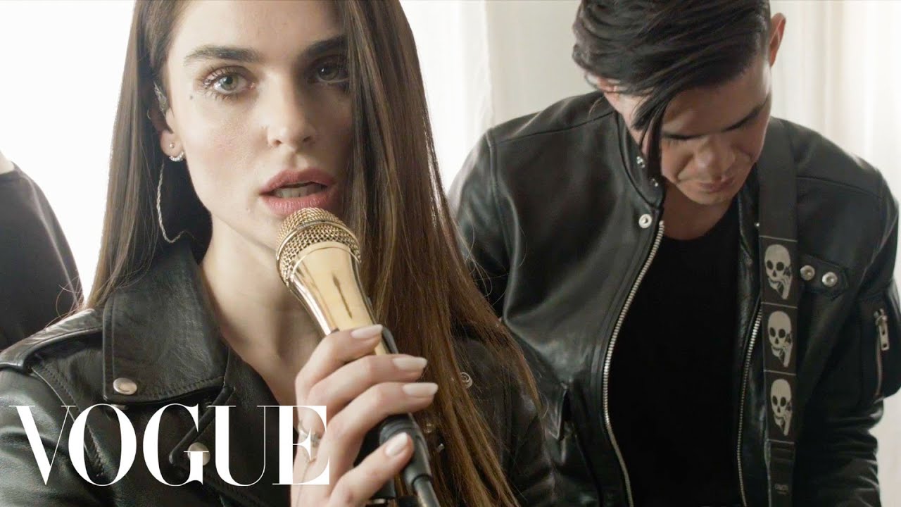Aim-e Osbourne and Her Band ARO Perform Eerily Beautiful Debut Single -Raining Gold