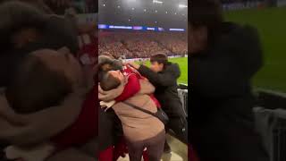 😲 When Araujo jumps into the crowd to celebrate in front of you!