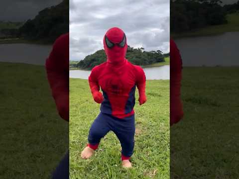 HOMEM-ARANHA ANÃO ENTRA EM AÇÃO PRA SALVAR OUTRO ANÃO! #homemaranha