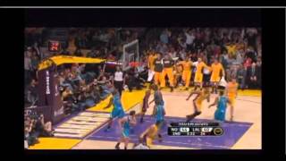 Kobe Bryant dunks on Emeka Okafor