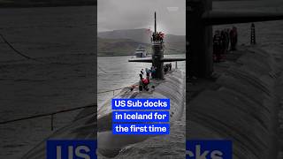 A US #Navy nuclear-powered attack submarine has docked in #Iceland for the first time. #military