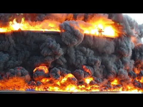 تركيا تحت الصدمة.. أولي لحظات إنفجار يضرب تكيرداغ ويحولها إلي مدينة أشباح و لقطات مرعبة.