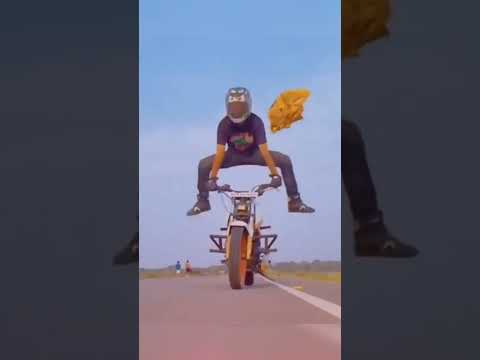 ये सब लोग अपनी Bike के Tyres के Grooves क्यों करवा रहे हैं 🤔??????| #shorts
