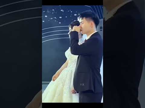 Anh bỏ đi sau người
