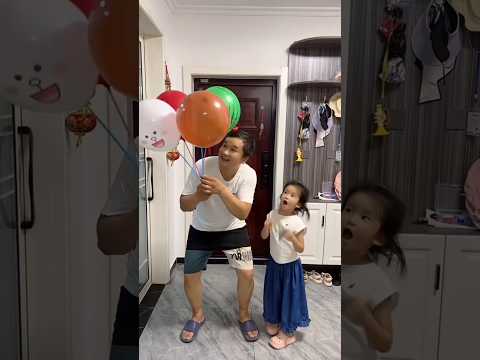 Uncle is selling colorful balloons 🎈😮‍💨 #shorts #youtubeshorts #trending