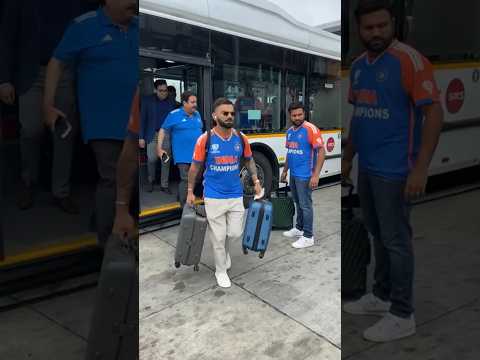 Team India With World Cup at IGI | Wait For SIRAJ | India 🇮🇳 | #trending #viral #shorts #worldcup