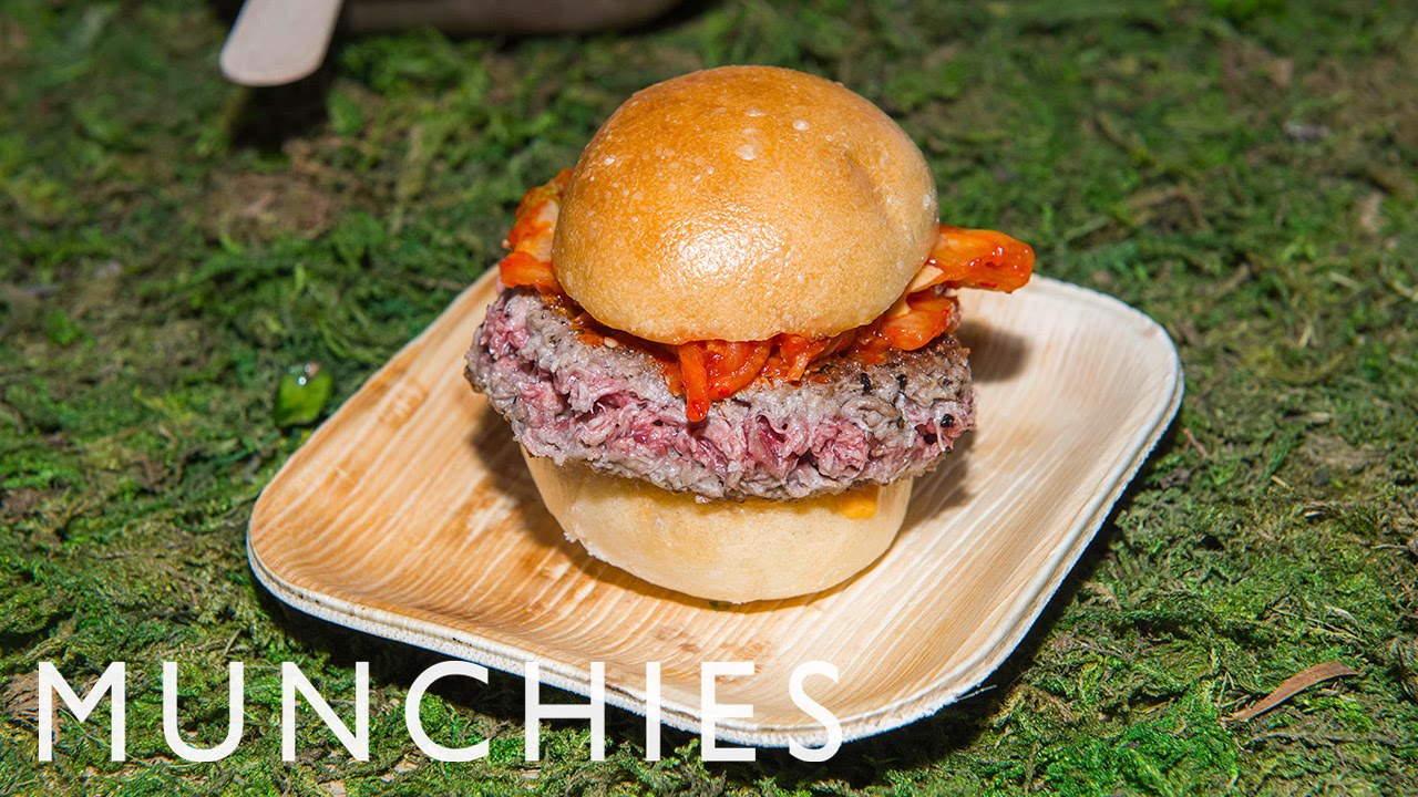 Momofuku Cooks Impossible Foods' Meat-Free Burger that Bleeds