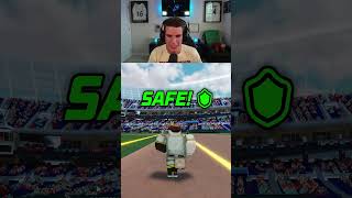Hitting an inside-the-park home run in Roblox baseball⚾
