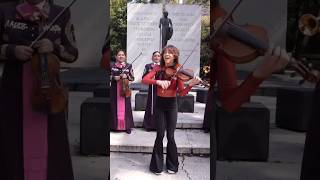 Playing with a mariachi band in Mexico City 🎻🇲🇽