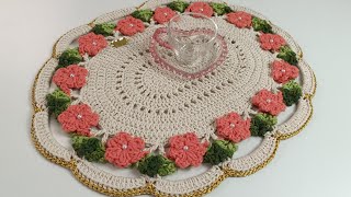 CENTRO DE MESA OU AMERICANO ENCANTO FLORAL EM CROCHÊ PASSO A PASSO COMPLETO E BEM EXPLICADO 