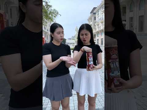 ToHi - Help my sister get Lay's cake|| Funny Siblings #shorts #siblings