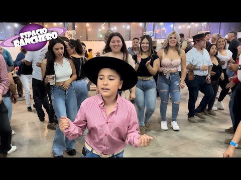 Fiesta Ranchera en La Medialuna de Lampa Bailan Los Supercumbieros del Amor en vivo