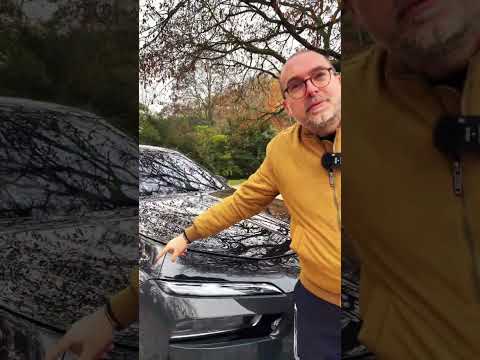 Une TV 8K dans une BMW