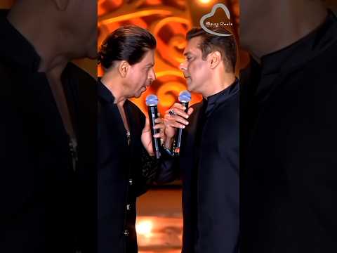 Three Khans Doing Fun Masti With Each Other | Amabani Event | Salman | Shahrukh | Aamir | Khans