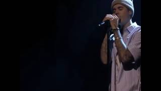 Justin Bieber singing sorry in a slow way (insta: @justinbxeber)