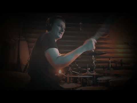 RAY LUZIER “Disconnect” by KOЯN -studio drum cam series.