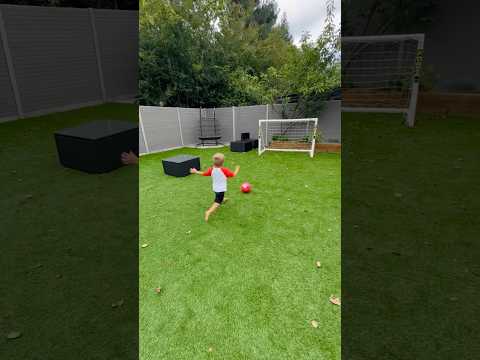 BACK GARDEN OBSTACLE COURSE! 🤩🤩🤩