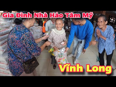 Nhà Hảo Tâm Mỹ Trở Về Quê Hương Trao 300 Phần Quà Đến Những Hoàn Cảnh Khó Khăn | Khương Nhựt Minh