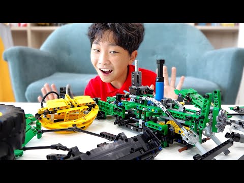 Color Block Truck Car Toy Assembly with Game Play for Kids Lego Technic