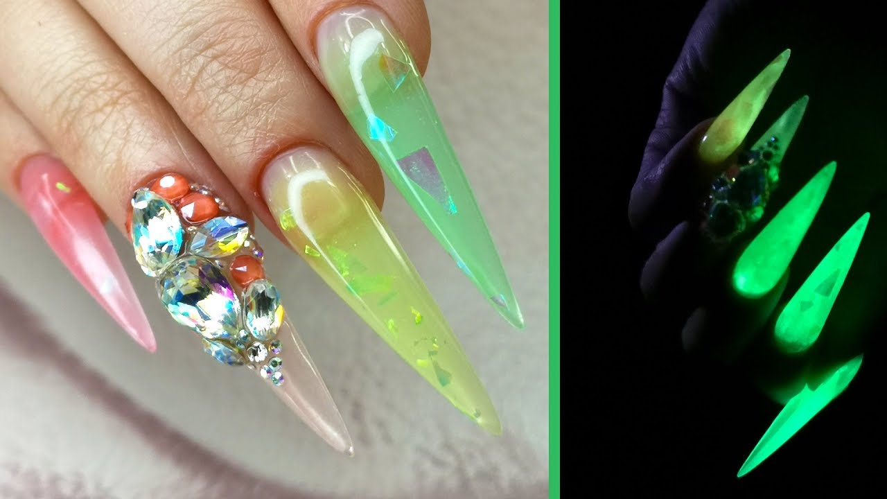 JELLY NAILS THAT GLOW IN THE DARK with VICKY from Pretty Little Claws