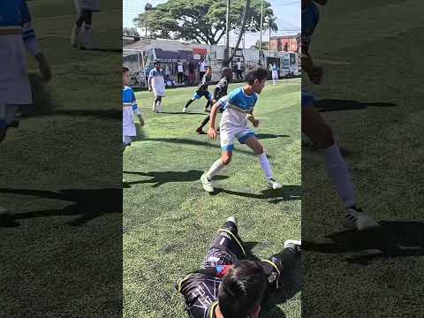Me sacaron el aire 💨 #viralvideo #humor #portero #atajadas #accident #futbol #goalkeeper #arqueros