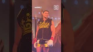 Tommy Fury walks out to three lions it’s coming home 🏴󠁧󠁢󠁥󠁮󠁧󠁿🙌