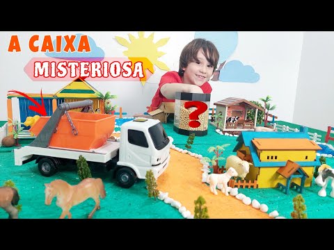 Fazendinha do Felipe Canopf - Uma caixa misteriosa cheia de animais: vaca cavalo boi - Cow Toy Farm