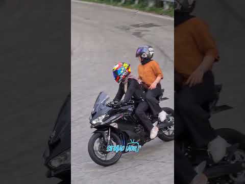 Cowok bawa Ninja Zx25r ❌️Cewek bawa Ninja Zx25r ✅️