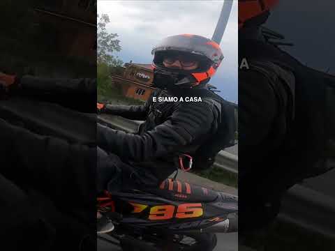 Quando sei in moto ma..