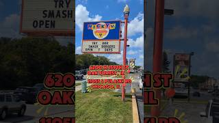 USPS Mailman Eats Chicago Classic! (Nicky V's)
