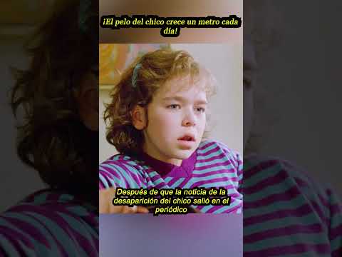 El niño se untó barro en la cabeza.  #movie #film  #maleficios