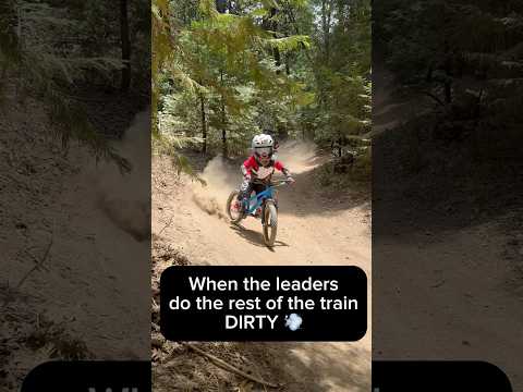 When the leaders do the rest of the train DIRTY! 💨 #dusty #mtblife #mtb ​⁠@3BrothersExtreme