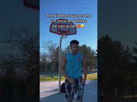 THE KID THAT CAN’T DUNK 🏀🤣 #basketball #shorts