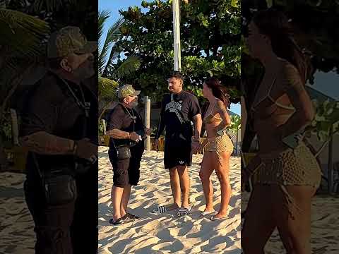 Marido Partiu pra Cima do Coroa quando ouviu Xibiu 😳 😂#pegadinha #viralvideo