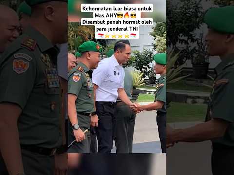 Moment Mas AHY Dihormati Prajurit Bertabur Bintang ⭐️⭐️⭐️⭐️