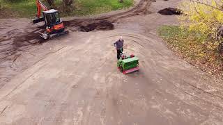 Unsere Rasenbaumaschine im Einsatz | Sembner RS 100 | Baum Union Magdeburg GmbH