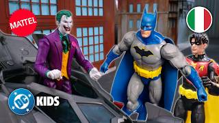 Joker ruba la Batmobile di Batman! | Batman Contro Joker