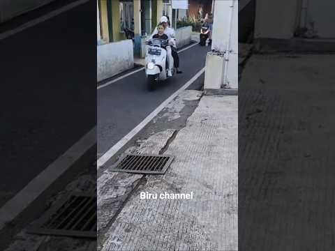 nyi hyang pergi sekolah naik motor diantar kdm #shorts #kdm