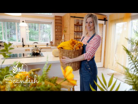 CLEAN AND ORGANIZE THE PANTRY FOR FALL| HOME PROJECT| Scandish Home homemaking