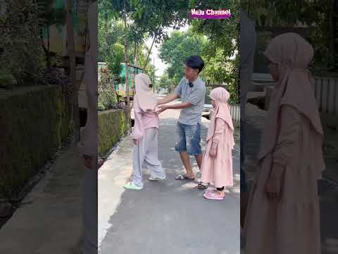 OM JUNOT KELAMAAN AKHIRNYA DI TINGGAL PERGI😅🤪🙈 #humor #funny #hiburansegar #comedy #shorts