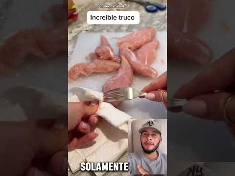 Así se quitan las venas del pollo en solo segundos con un tenedor😱