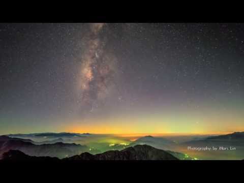 銀河縮時攝影 - milky way time lapse (流星雨) - YouTube(1分26秒)